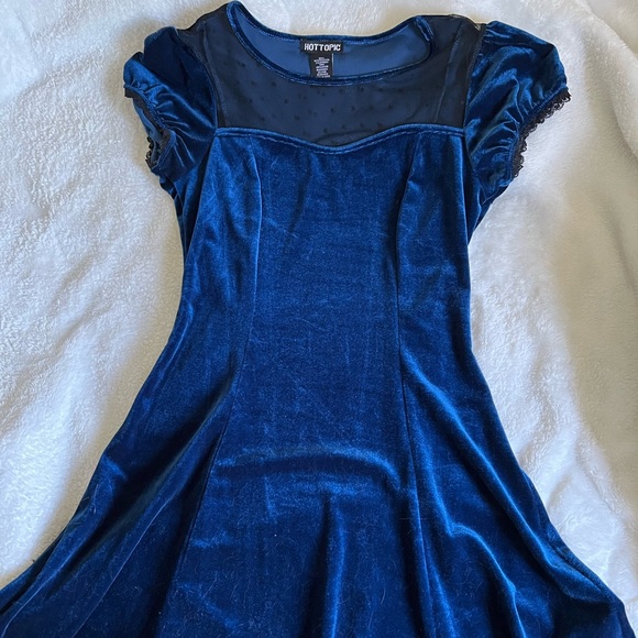 Blue Velvet Swiss Dot Yoke Dress - Picture 4 of 4